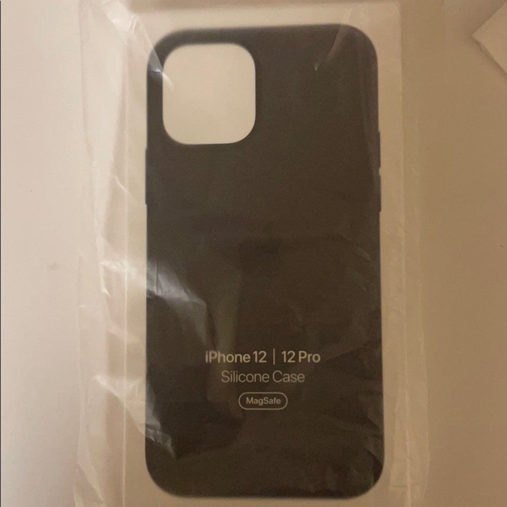 iPhone 12/ 12 Pro silicone case